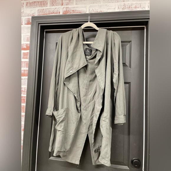 Jackets & Blazers - Cotton on‎ shacket